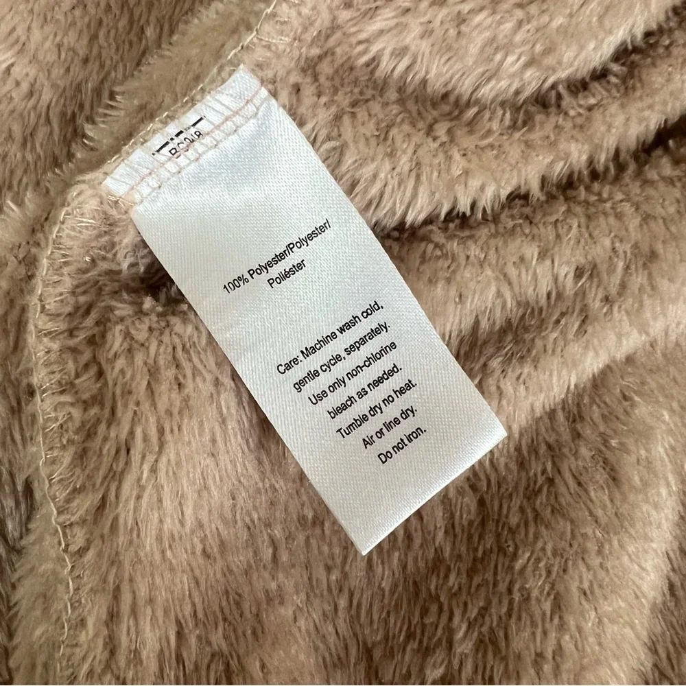 Daydream by Berkshire Home Cozy Robe Women Size S/M Tan Long Sleeves - Picture 10 of 10